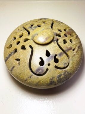 Natural Hand Carved Soap Stone Incense Holder/Burner